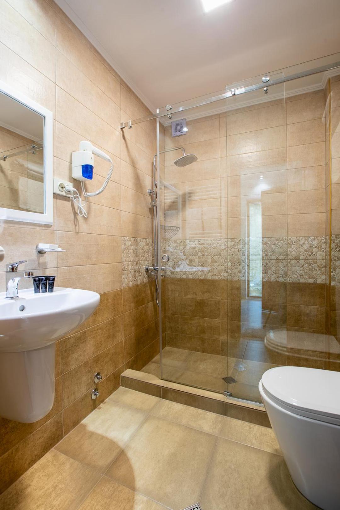 Hotel Gold Tower Mestia Ruang foto